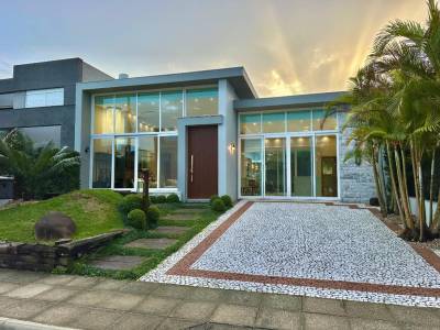 Casa em Condomínio 3 dormitórios para venda, CONDADO DE CAPÃO em Capão da Canoa | Ref.: 3331