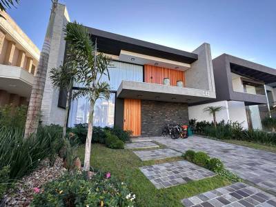 Casa em Condomínio 4 dormitórios para venda, CAPÃO ILHAS RESORT em Capão da Canoa | Ref.: 3468