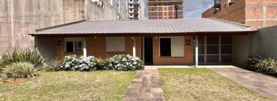 Casa 3 dormitórios para temporada, Zona Nova em Capão da Canoa | Ref.: 3768